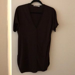 T by Alexander Wang Funky v neck w/ front seam